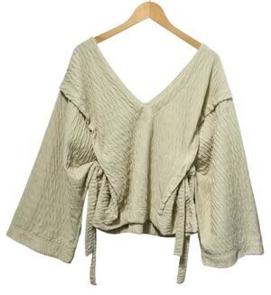 Free People NWT $98 FP Beach Wavy Pullover Neutral Green V-Neck Ties M
